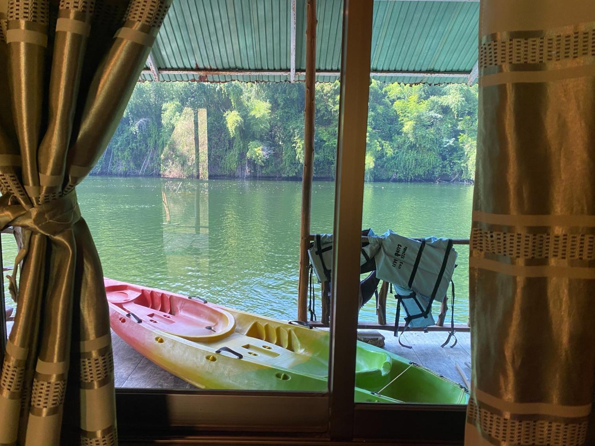 แพจิตรธาดาธารน้ำ Hotel Tha Kradan Eksteriør billede