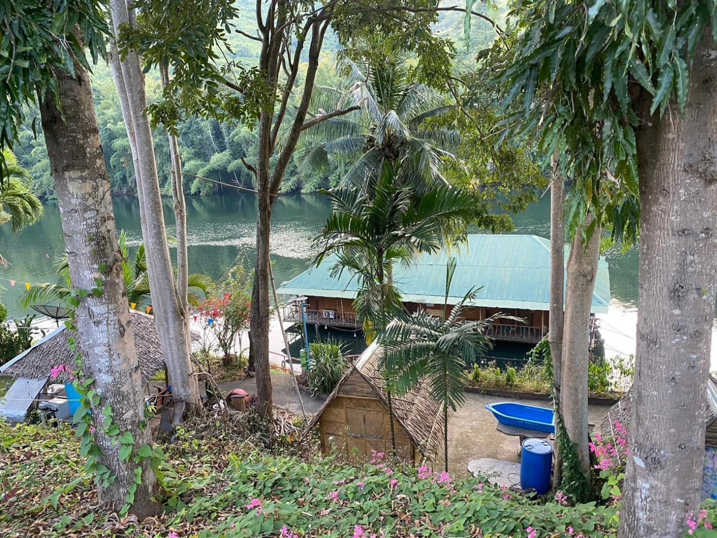 แพจิตรธาดาธารน้ำ Hotel Tha Kradan Eksteriør billede